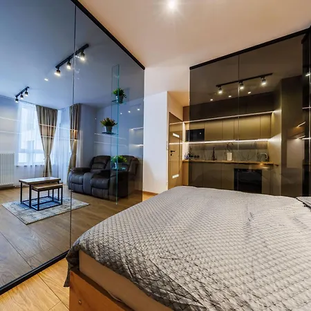 Hyaton Residence- Centre, Free Parking By Staynest Апартаменти *