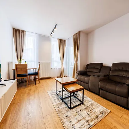 Apartment Hyaton Residence- Centre, Parking Rzeszow