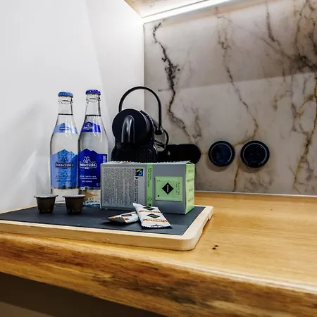 Апартаменти Hyaton Residence- Centre, Free Parking By Staynest