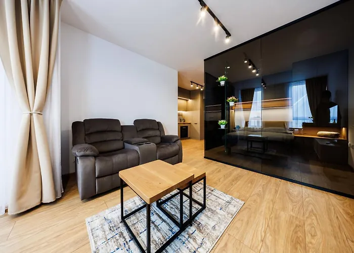 Hyaton Residence- Centre, Free Parking By Staynest Apartman